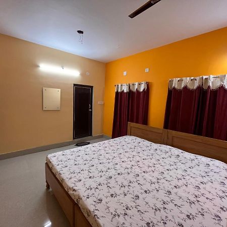 Shradharam Lodge Puri Exterior photo