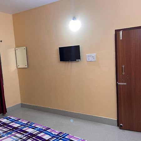Shradharam Lodge Puri Exterior photo