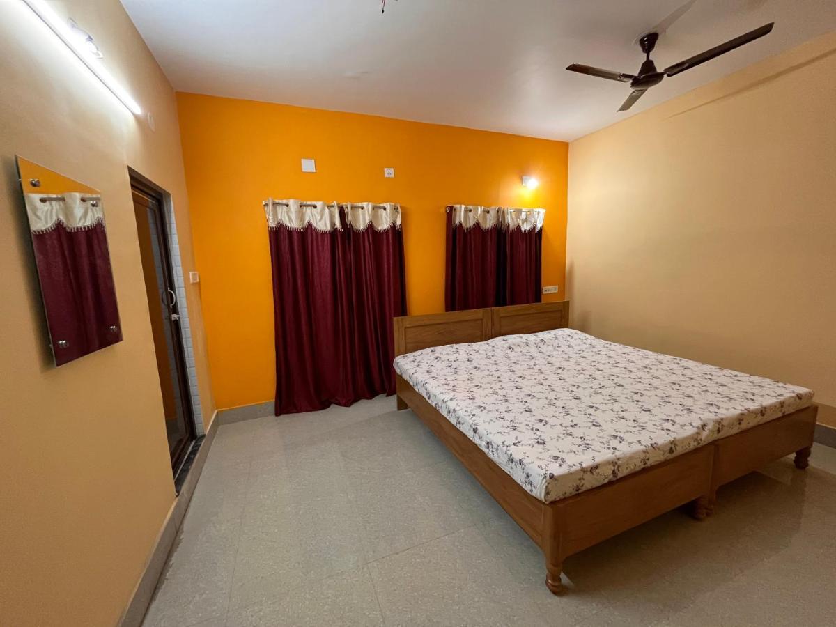 Shradharam Lodge Puri Exterior photo